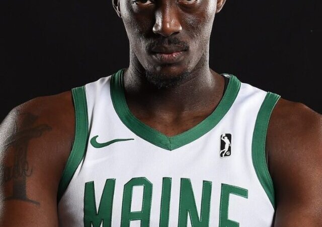 The Story of Tony Snell’s Career